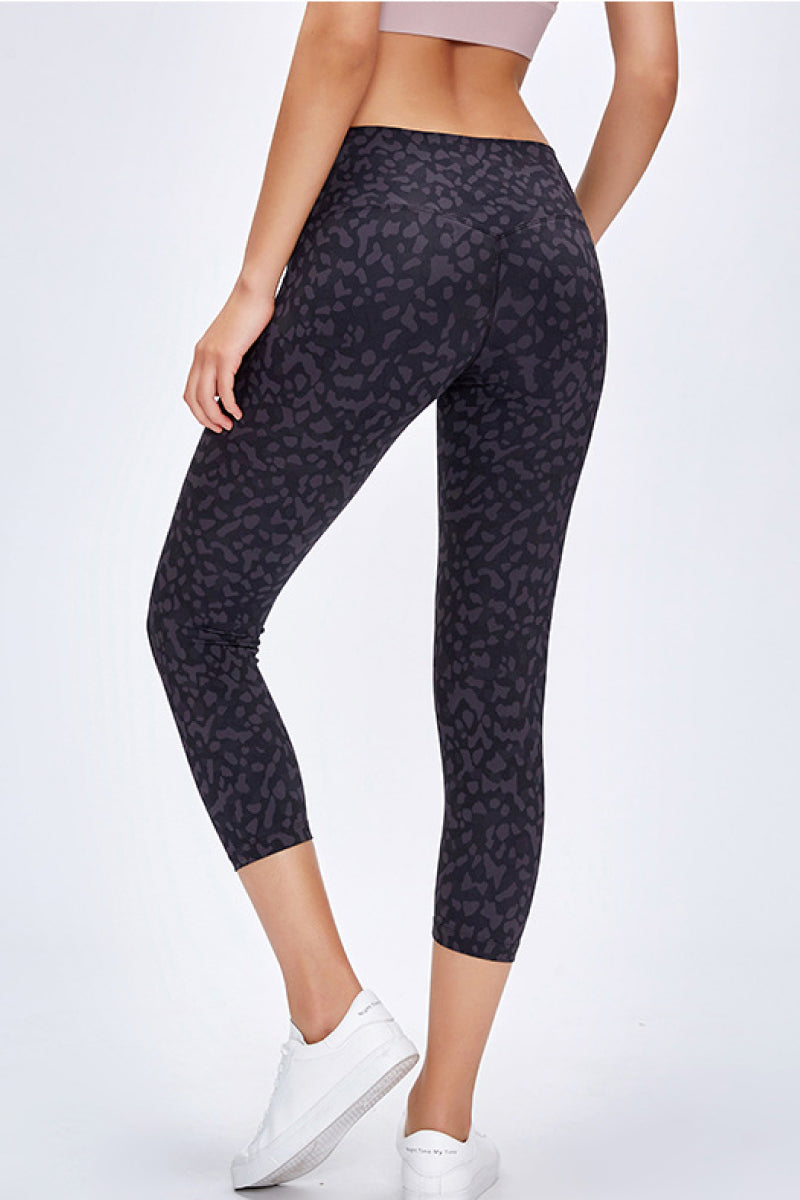 Slim Hip Cropped Leggings (Copy)